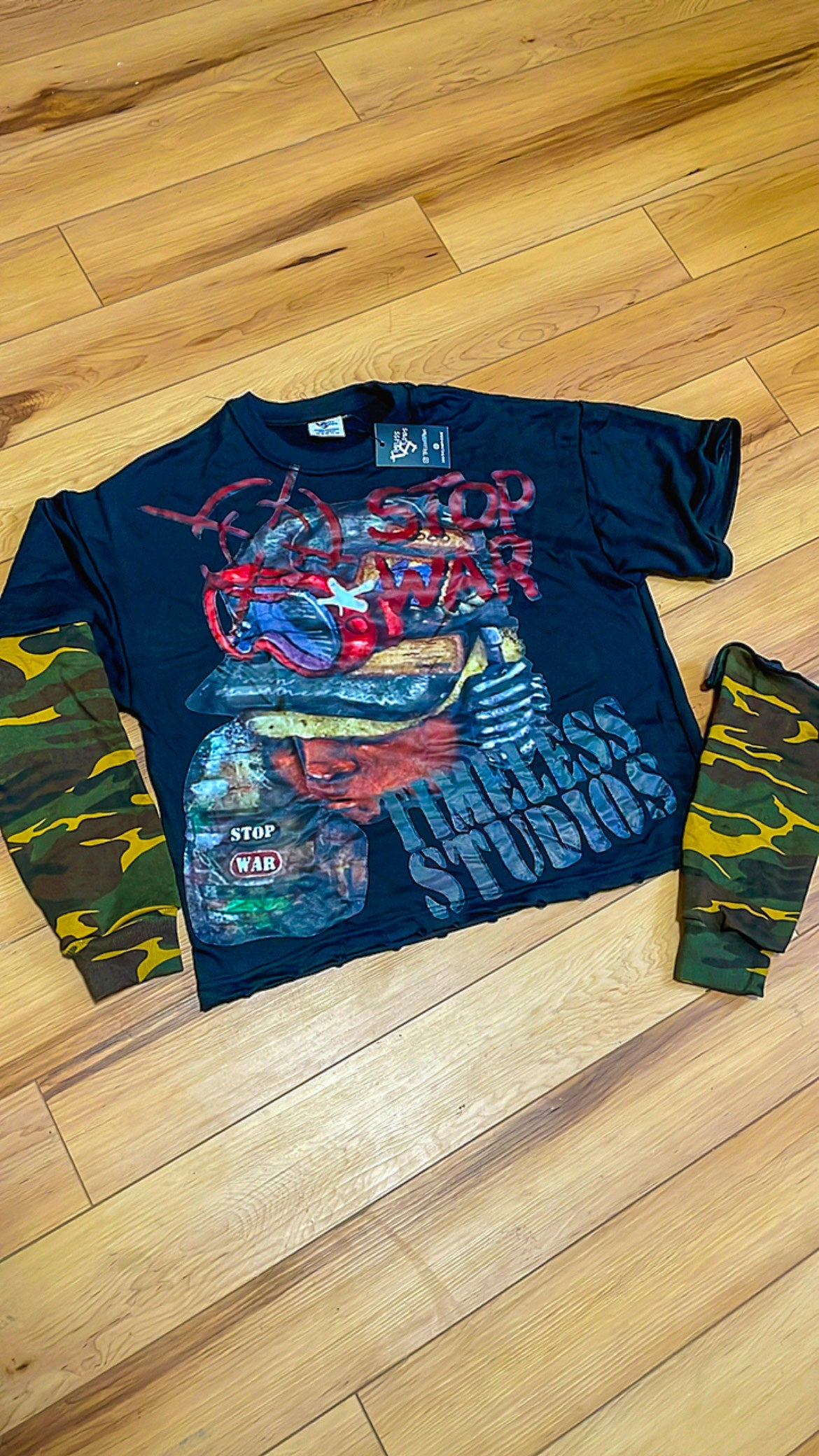 "STOP WAR" DETACHABLE SLEEVE TEE