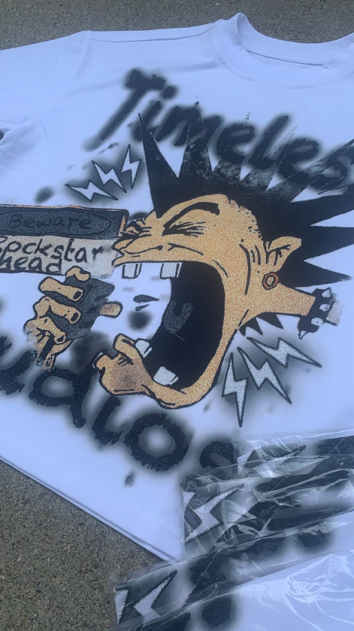 ROCKSTAR AHEAD CROPPED TEE