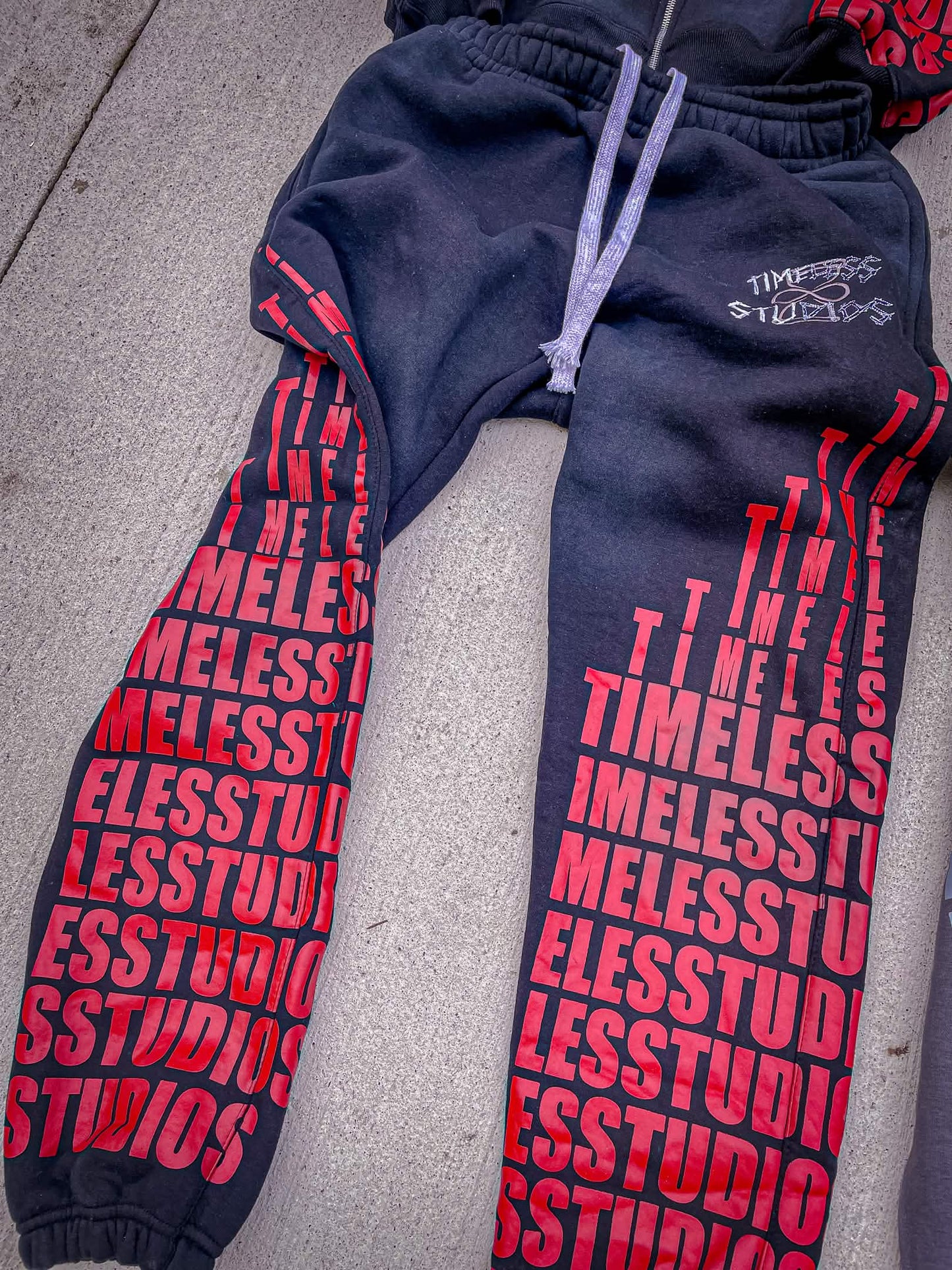 "digital" "inferno red" Sweatsuit