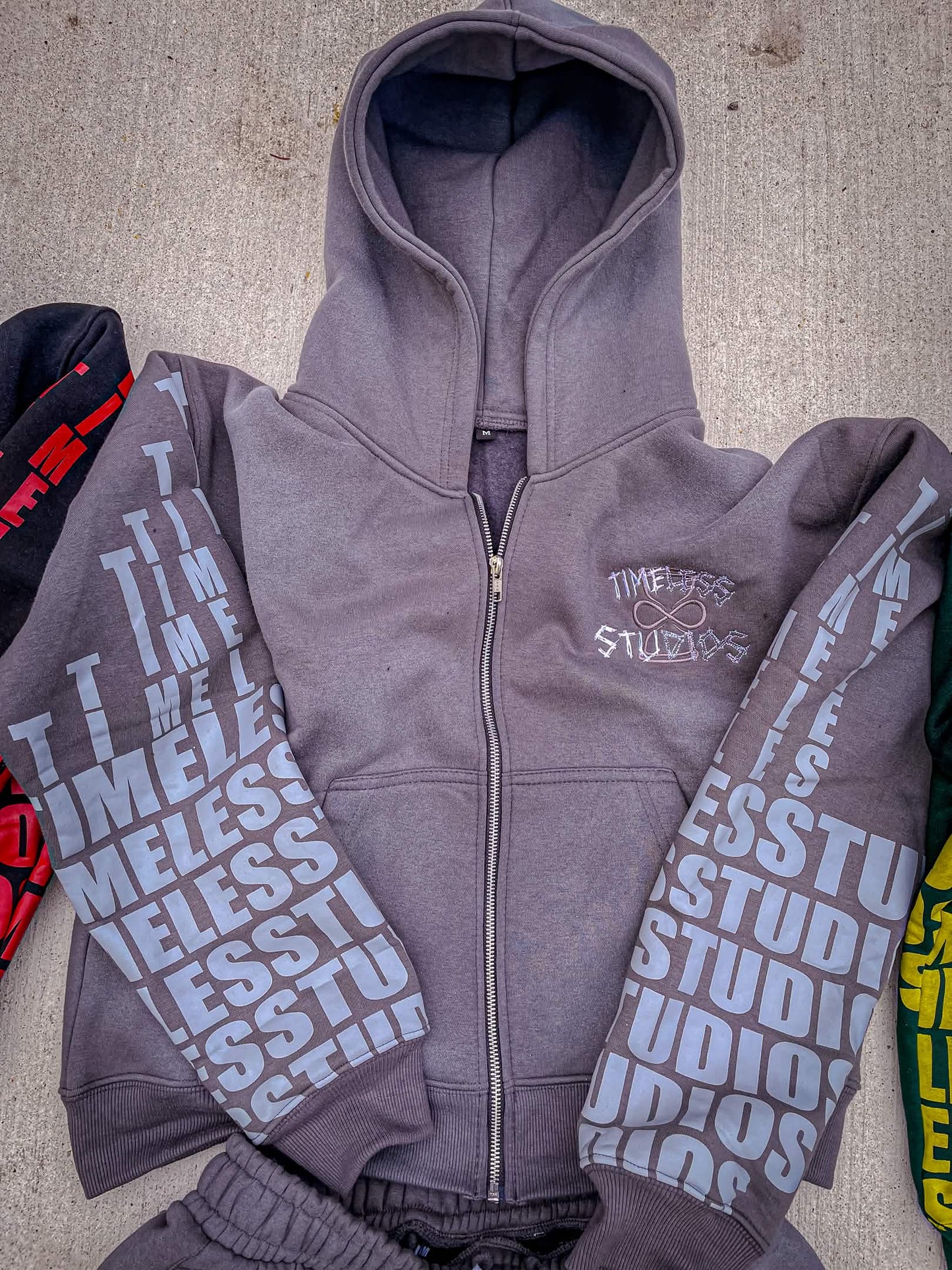 'digital' "cool grey" Sweatsuit