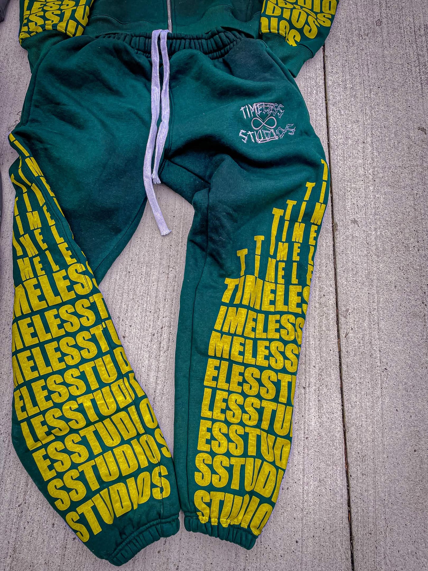 'digital" "oregon green" Sweatsuit