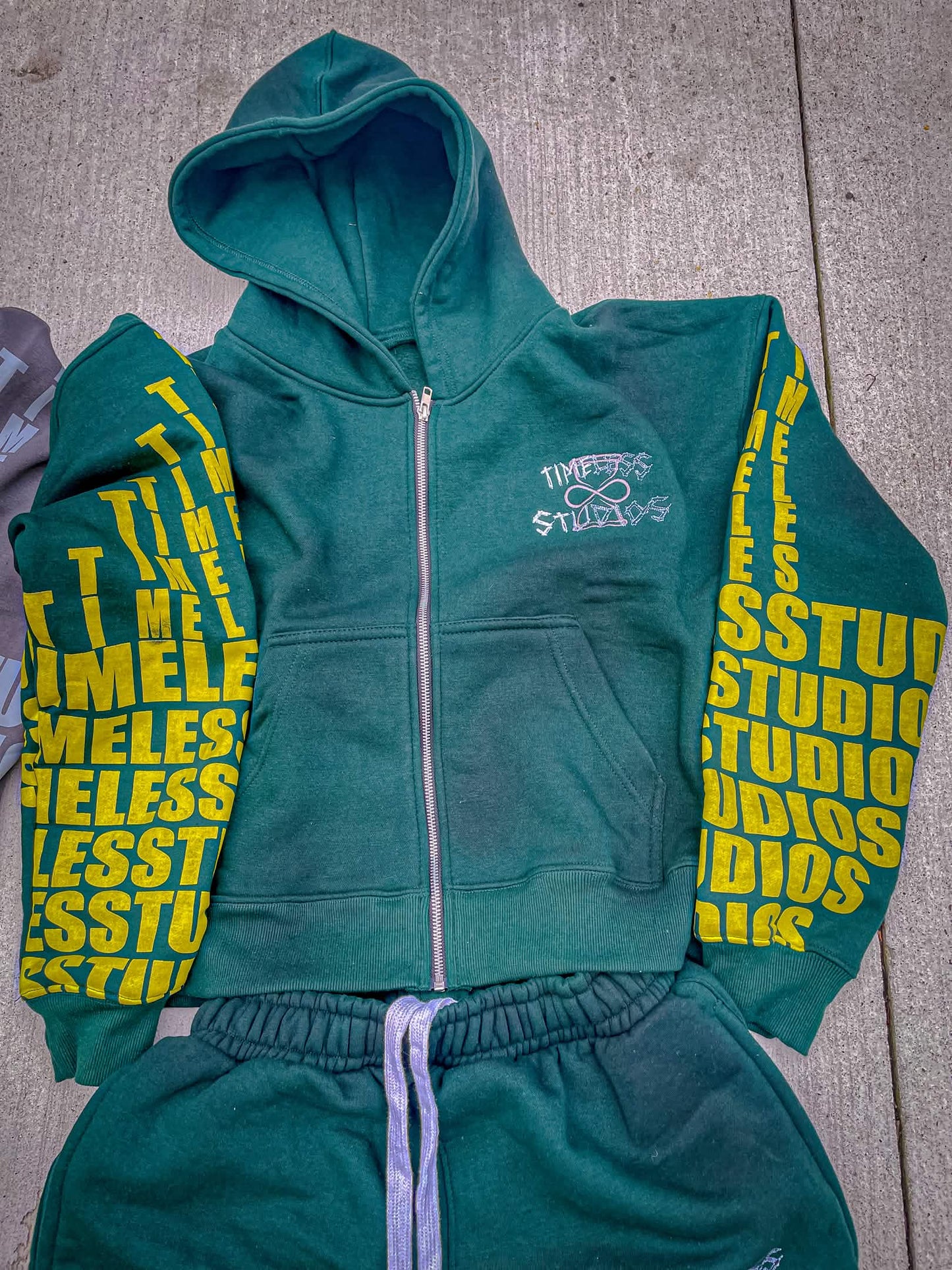 'digital" "oregon green" Sweatsuit